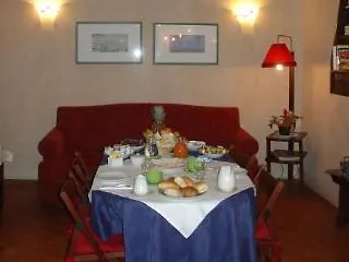 Alba Citta Alta 2* ベルガモ