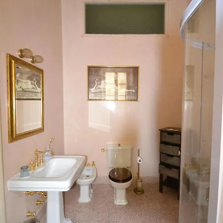 Alba Citta Alta 2* ベルガモ